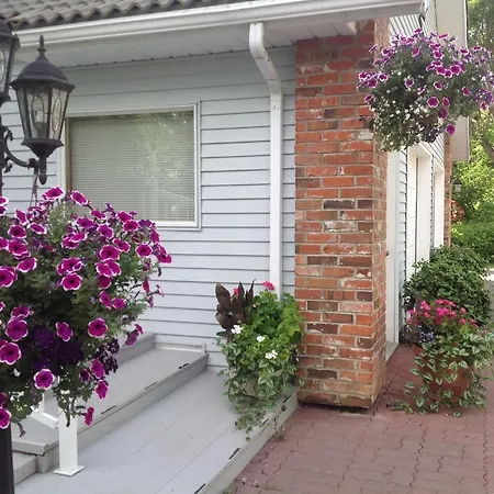 Mcdougall Lane Bed & Breakfast-2